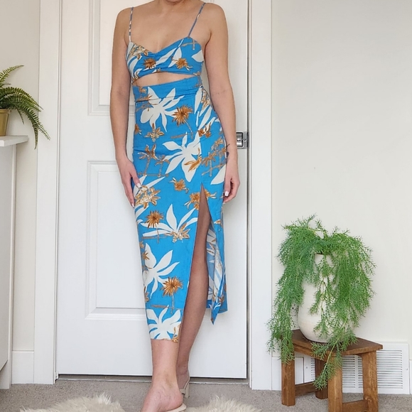 Zara blue floral cut out midi dress size S NWOT - Picture 2 of 10